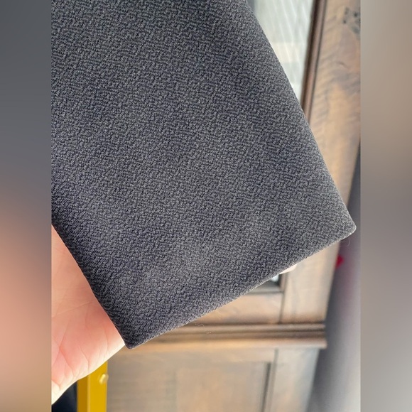 BRITT RYAN BLACK FEATHER LAME OSTRICH THREE QUARTER SLEEVE COCKTAIL DRESS - Picture 5 of 10